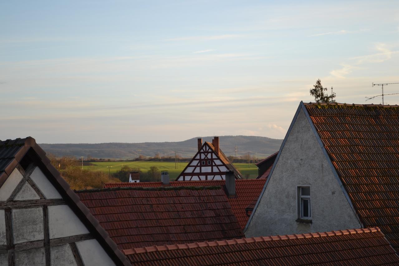 Hotel-Gasthof Rotes Ross Markt Einersheim Екстериор снимка