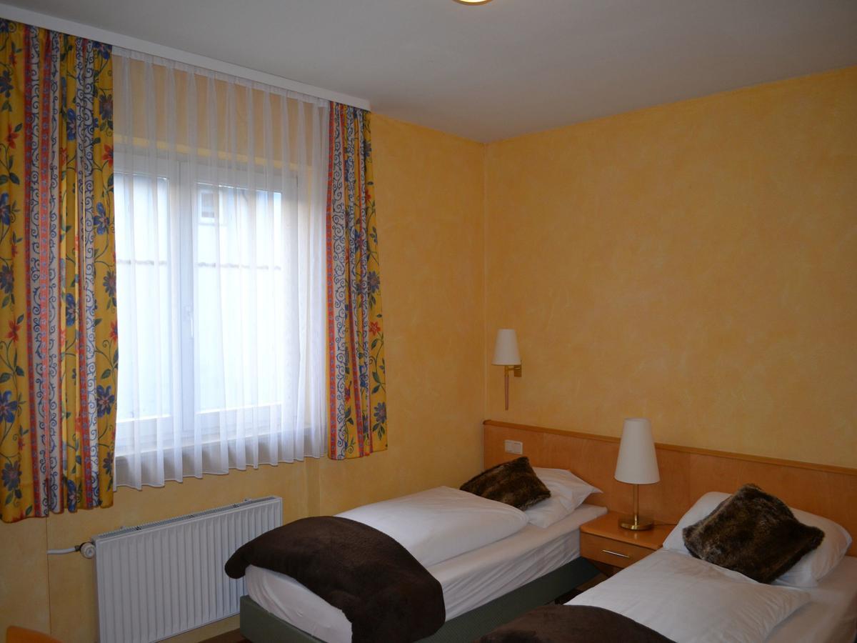 Hotel-Gasthof Rotes Ross Markt Einersheim Екстериор снимка